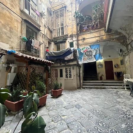 Maison Cresh نابولي المظهر الخارجي الصورة