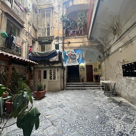 Maison Cresh نابولي المظهر الخارجي الصورة