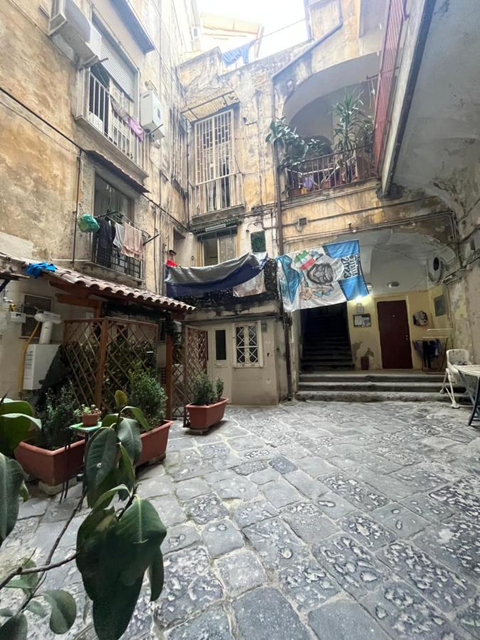 Maison Cresh نابولي المظهر الخارجي الصورة